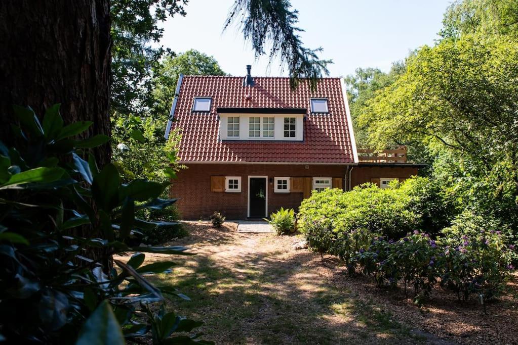 Fantastisch Familiehuis Met Grote Tuin I Bosrijk Lunteren Exteriér fotografie